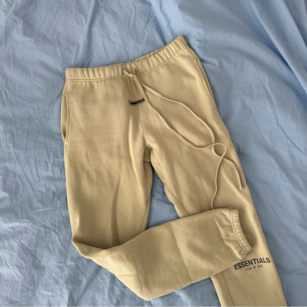 Fear of God ESSENTIALS sweatpants